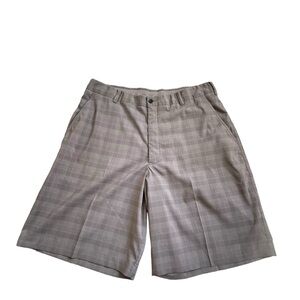 Nike Golf Plaid Shorts Men’s Size 36 Fit Dry Lightweight